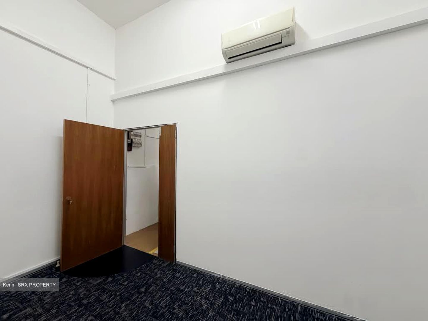 Sin Cheong Building (D20), Factory #596247971